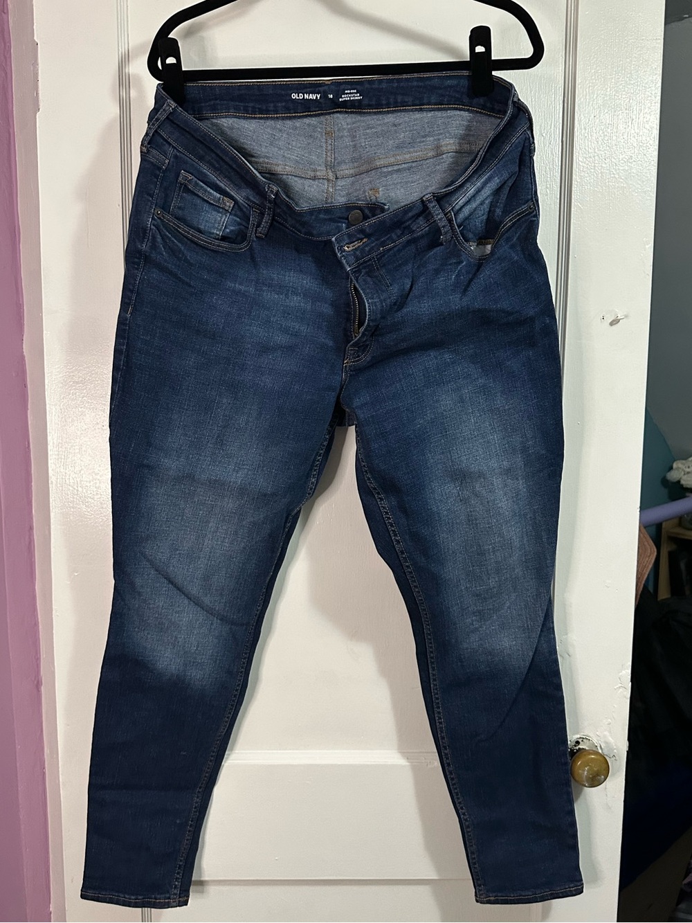 Old Navy Rockstar Super Skinny